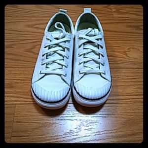 Keen shoes